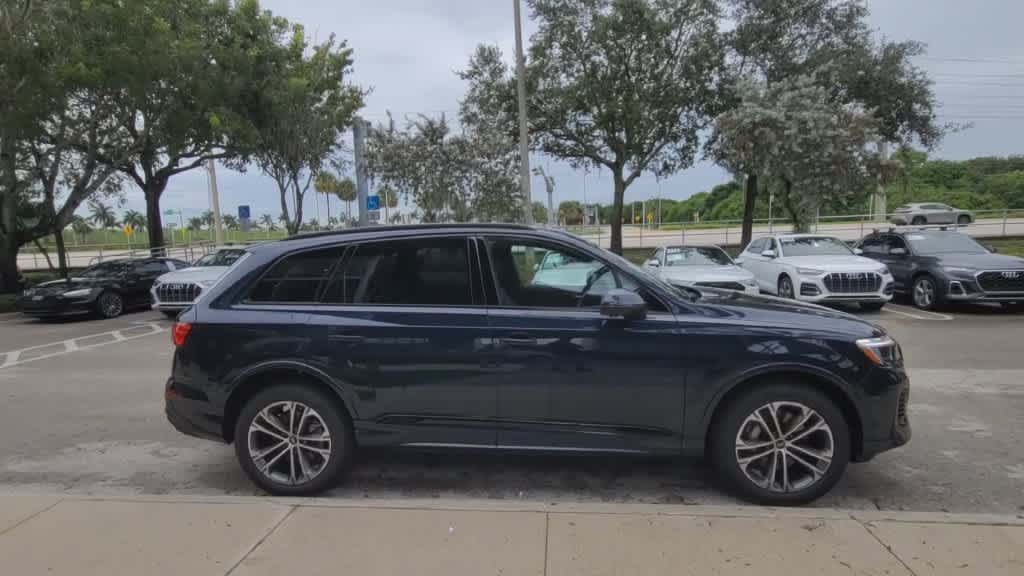 New 2026 Audi Q7 2.0T Premium AWD/4WD image 9