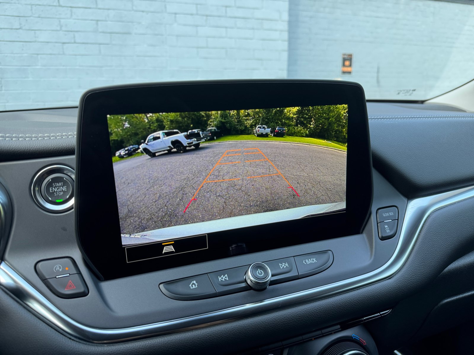 Used 2025 Chevrolet Blazer LT FWD image 18