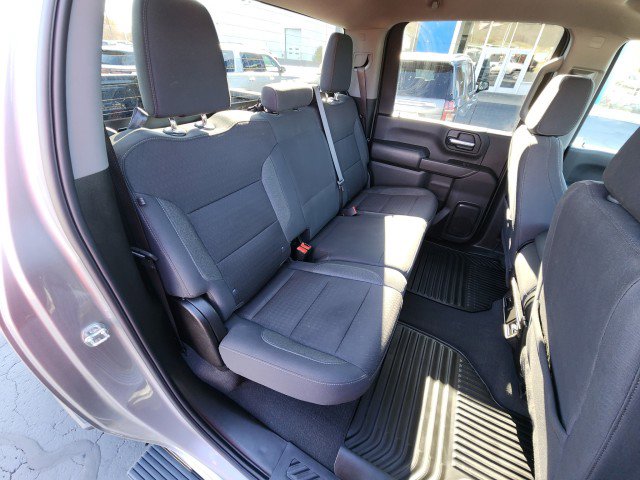 Used 2025 Chevrolet Silverado 2500 Custom w/ Custom Value Package image 16