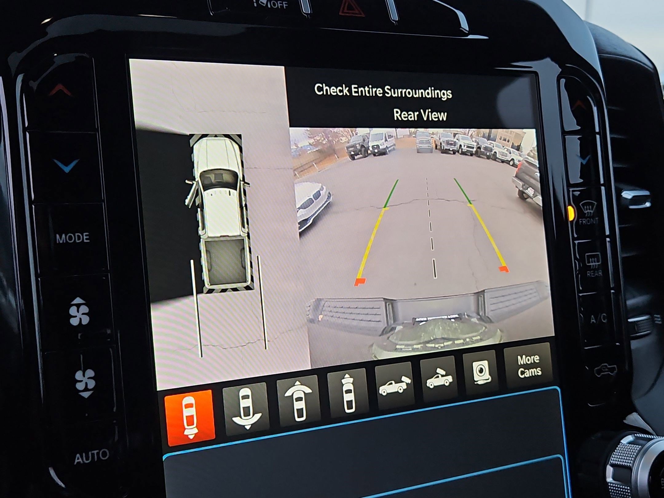 Used 2023 RAM 3500 Limited image 27