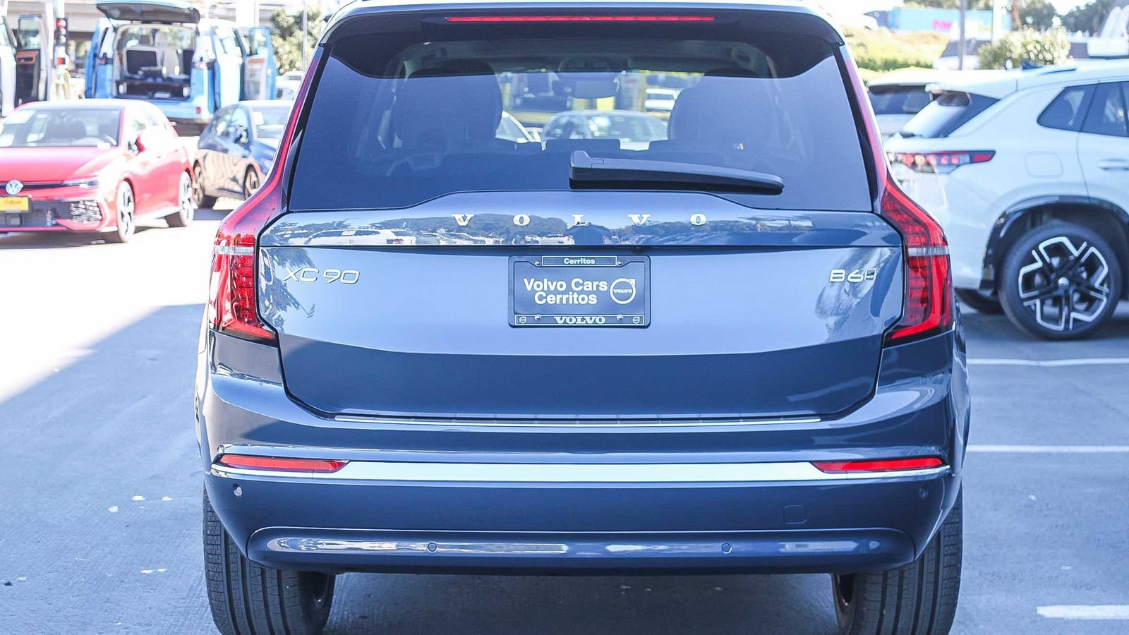 New 2026 Volvo XC90 B6 Ultra w/ Protection Package AWD/4WD image 7