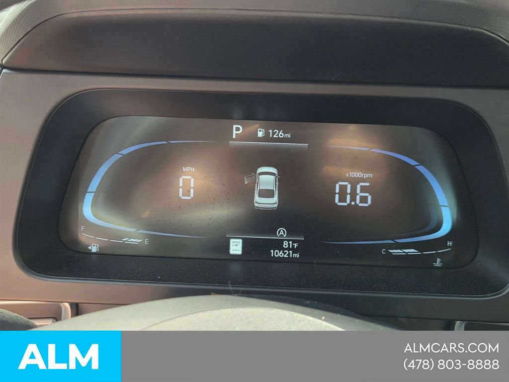 Used 2024 Hyundai Elantra SE image 25