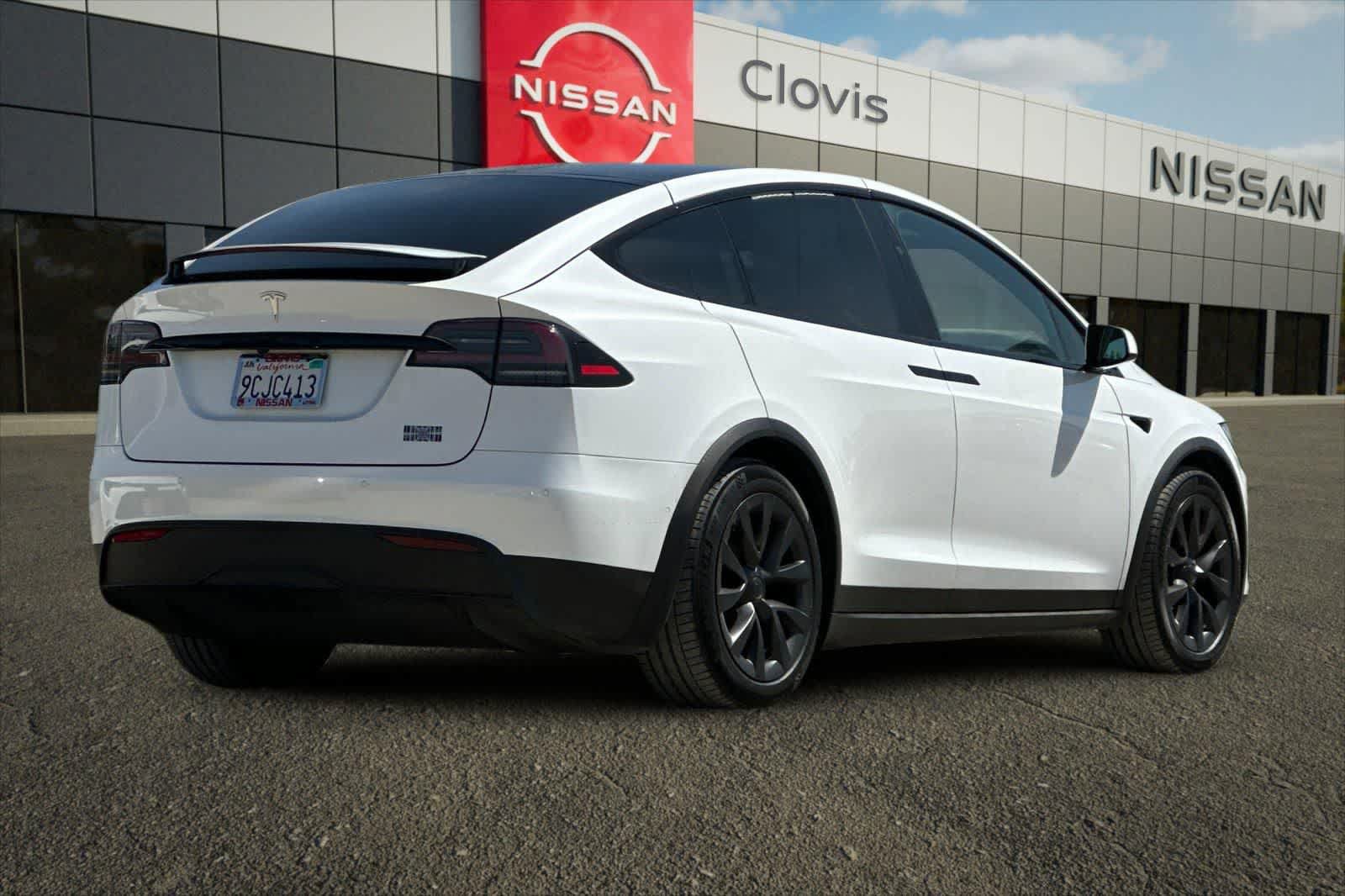 Used 2022 Tesla Model X Plaid AWD/4WD image 3