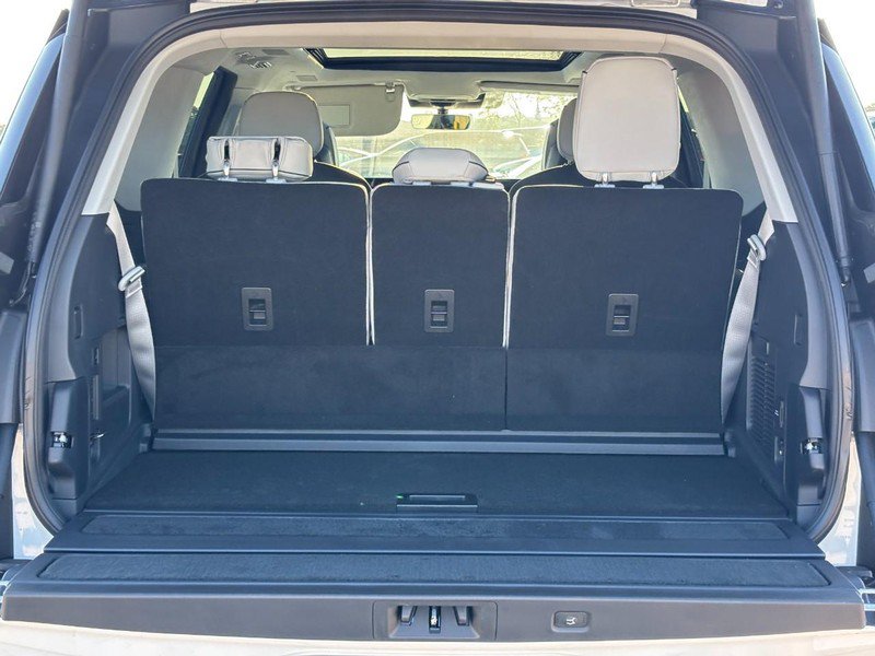 New 2027 Lincoln Navigator Black Label AWD/4WD image 9