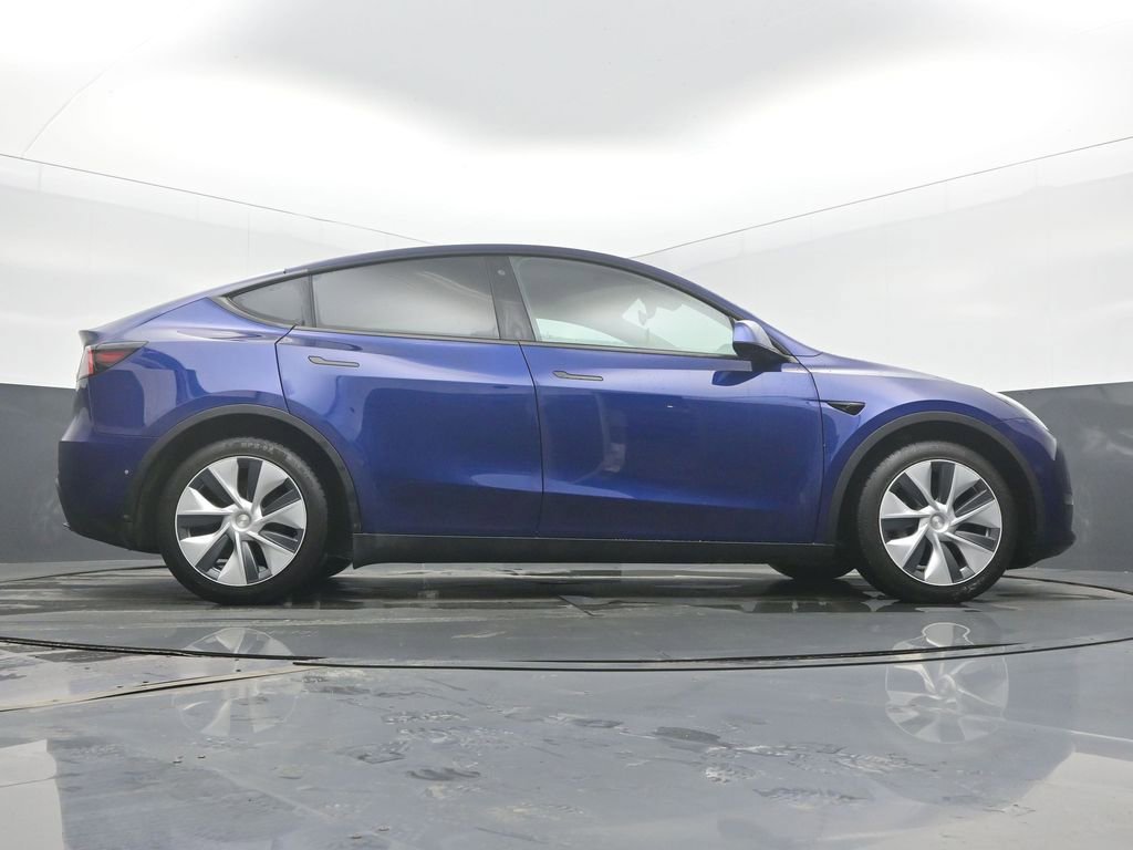 Used 2020 Tesla Model Y Long Range image 48