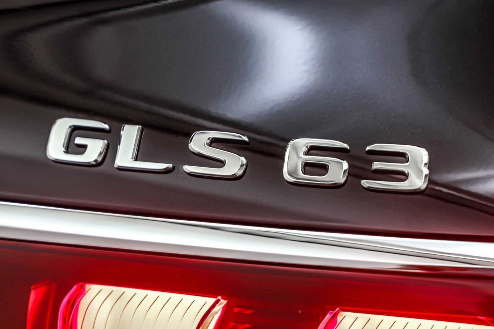 New 2026 Mercedes-Benz GLS 63 AMG 4MATIC image 9
