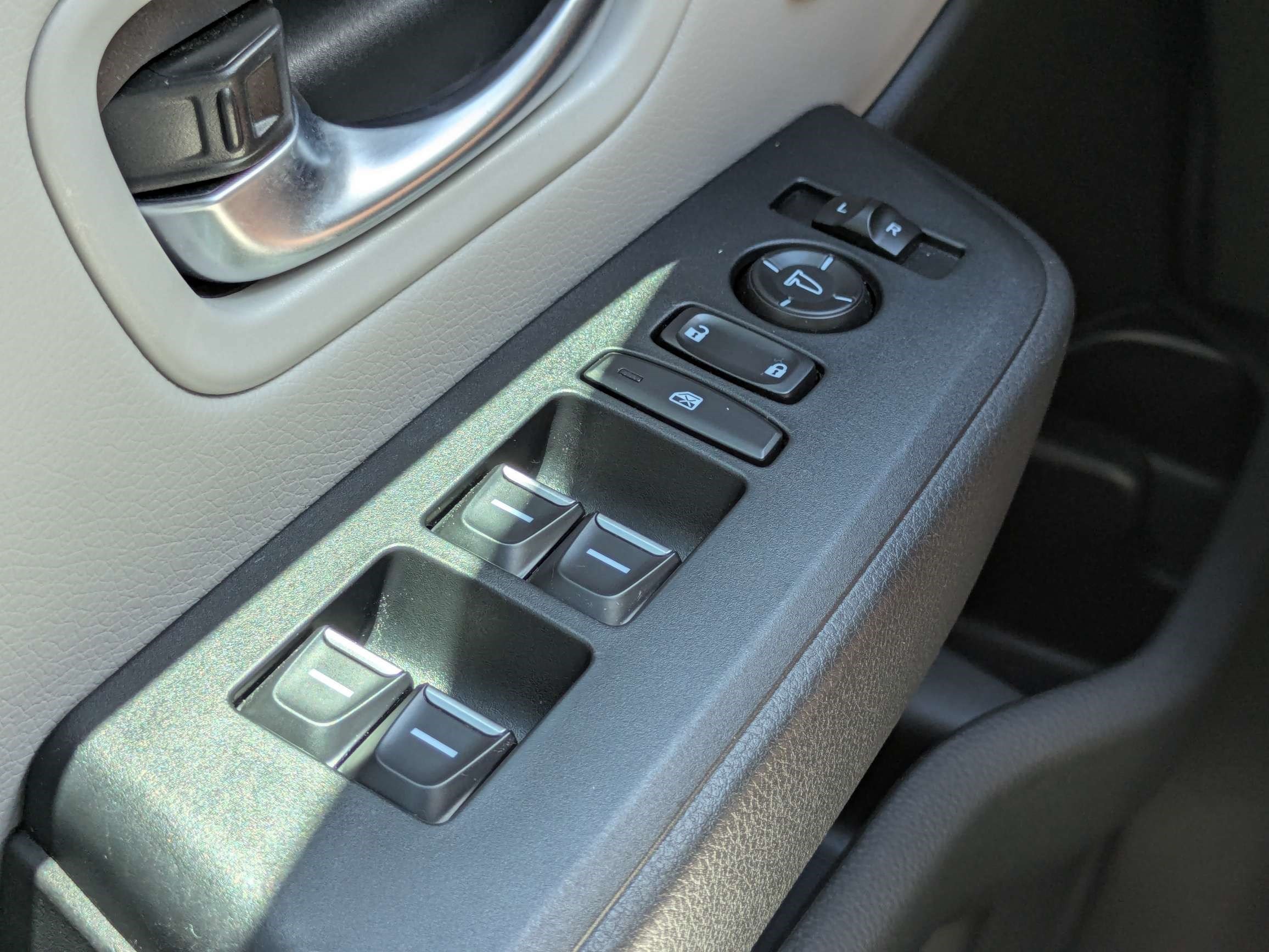 Certified 2025 Honda Pilot EX-L image 32