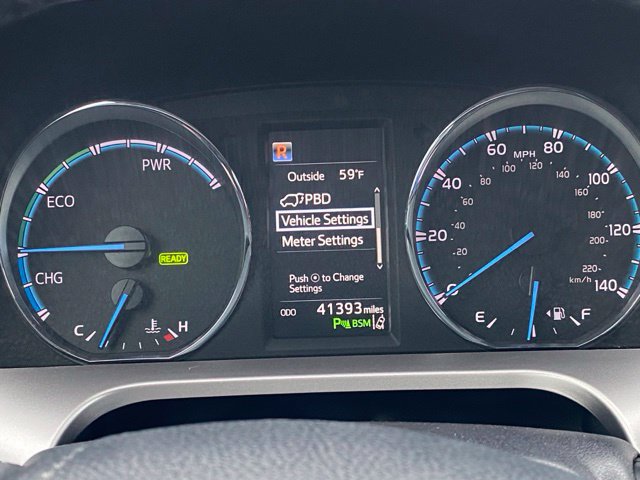 Used 2017 Toyota RAV4 Limited w/ Advanced Technology Package AWD/4WD image 29