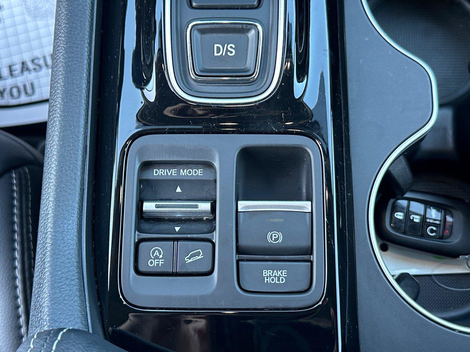 Used 2025 Honda Pilot Touring image 28