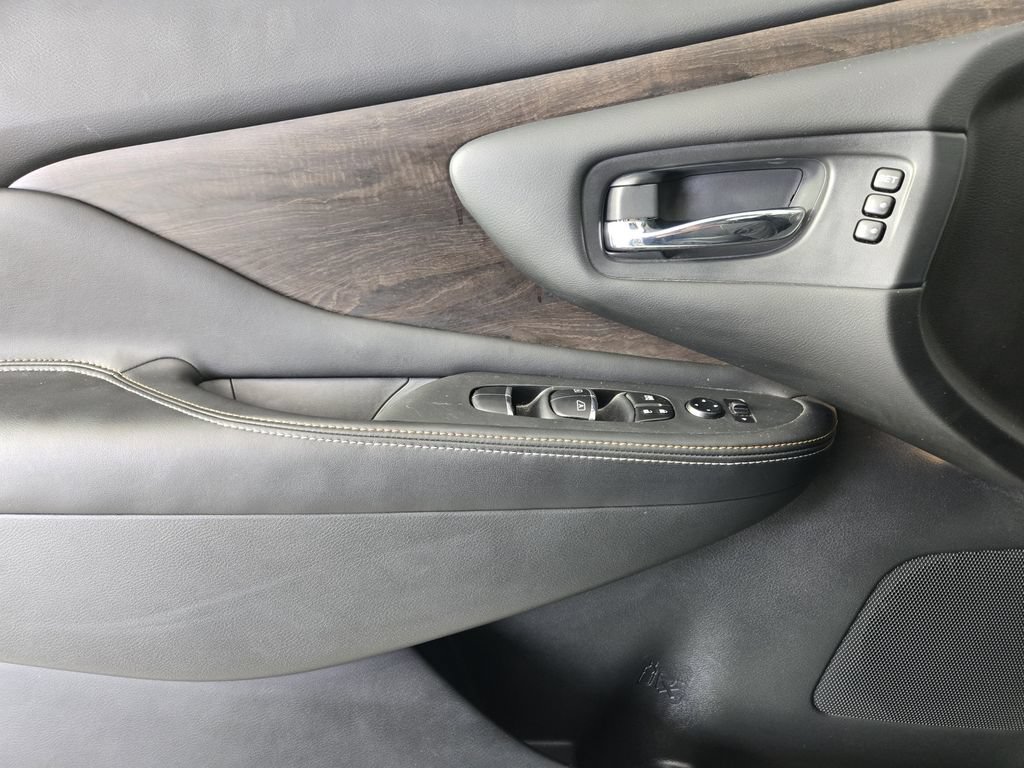 Used 2024 Nissan Murano Platinum w/ Cargo Package FWD image 24