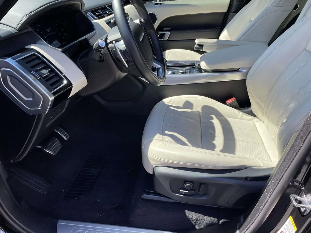Used 2021 Land Rover Range Rover Sport HSE Dynamic image 20
