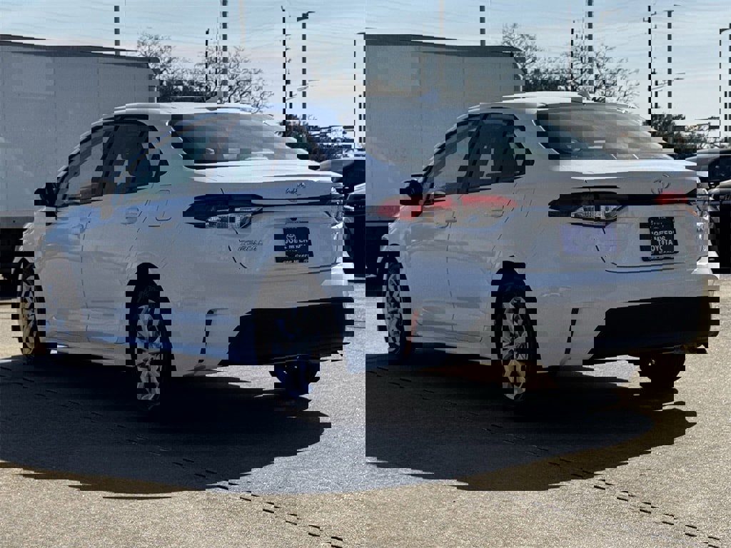 Certified 2025 Toyota Corolla LE image 7