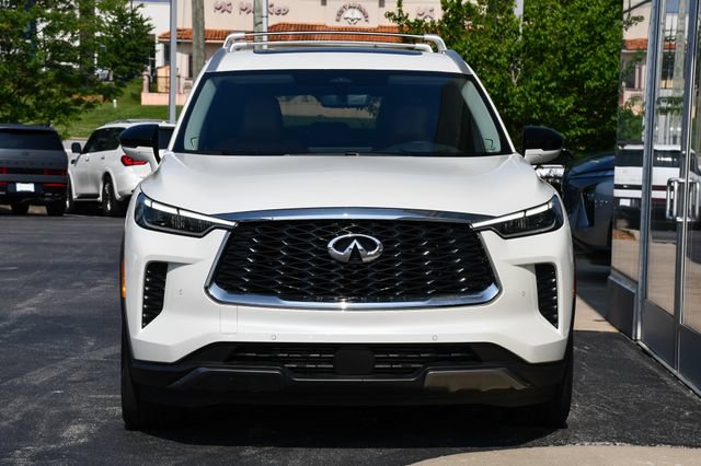 Used 2025 INFINITI QX60 Sensory w/ Vision Package AWD/4WD image 12