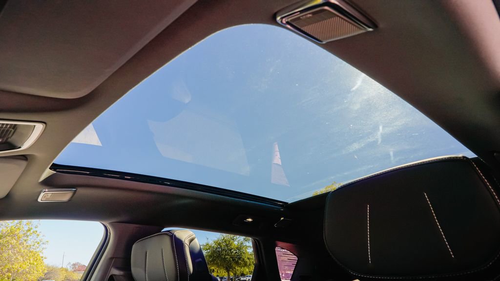 New 2026 Cadillac Optiq Sport 2 image 15