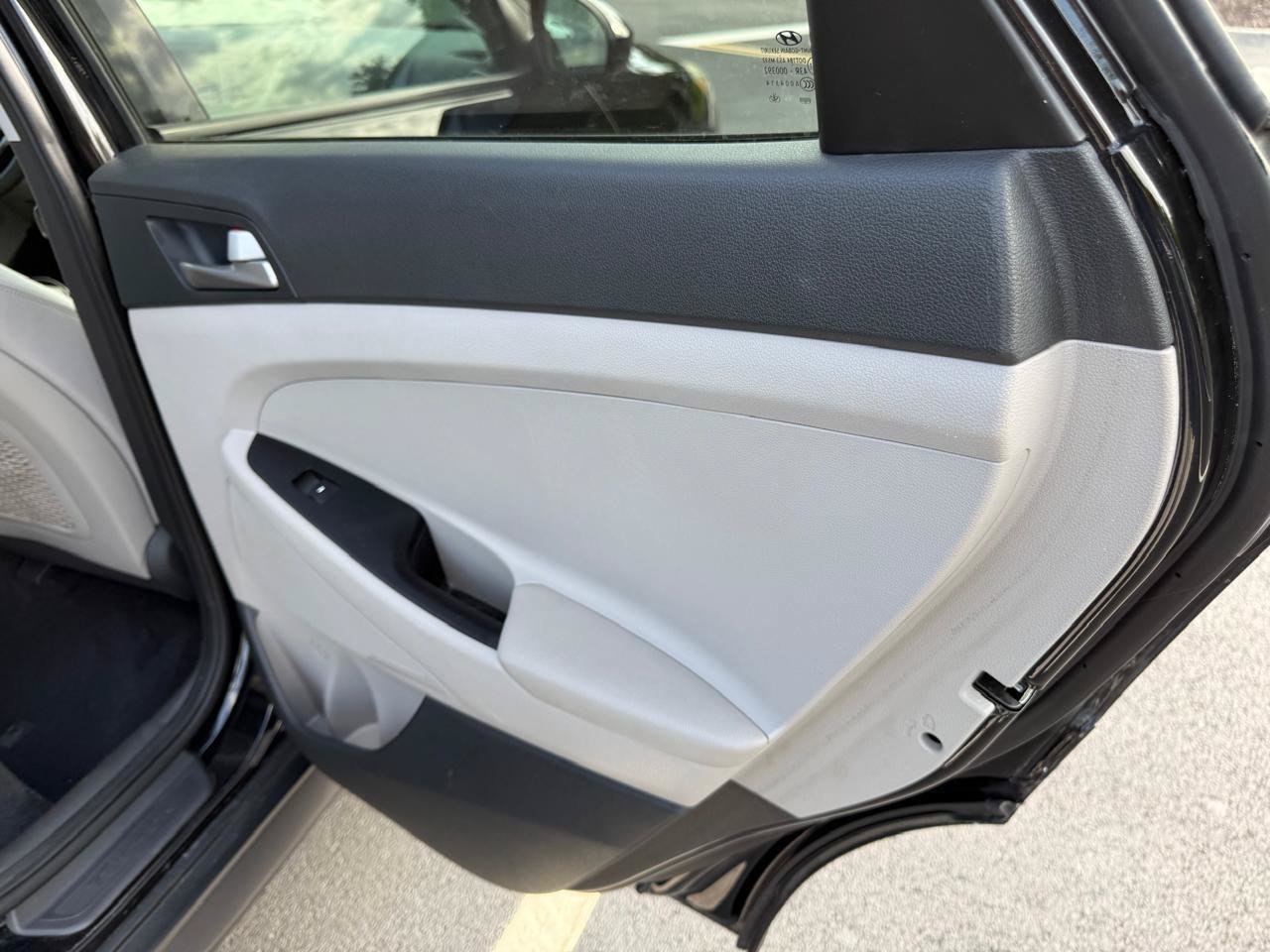 Used 2018 Hyundai Tucson SE FWD image 11