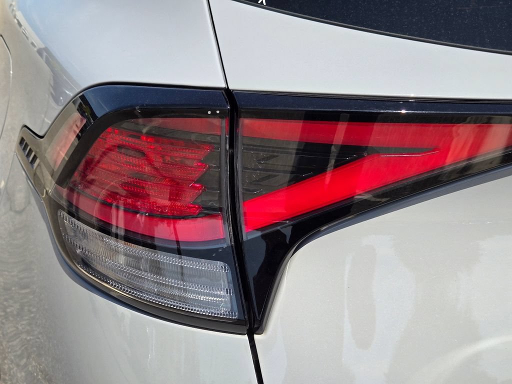 Certified 2024 Kia Sportage X-Pro AWD/4WD image 11
