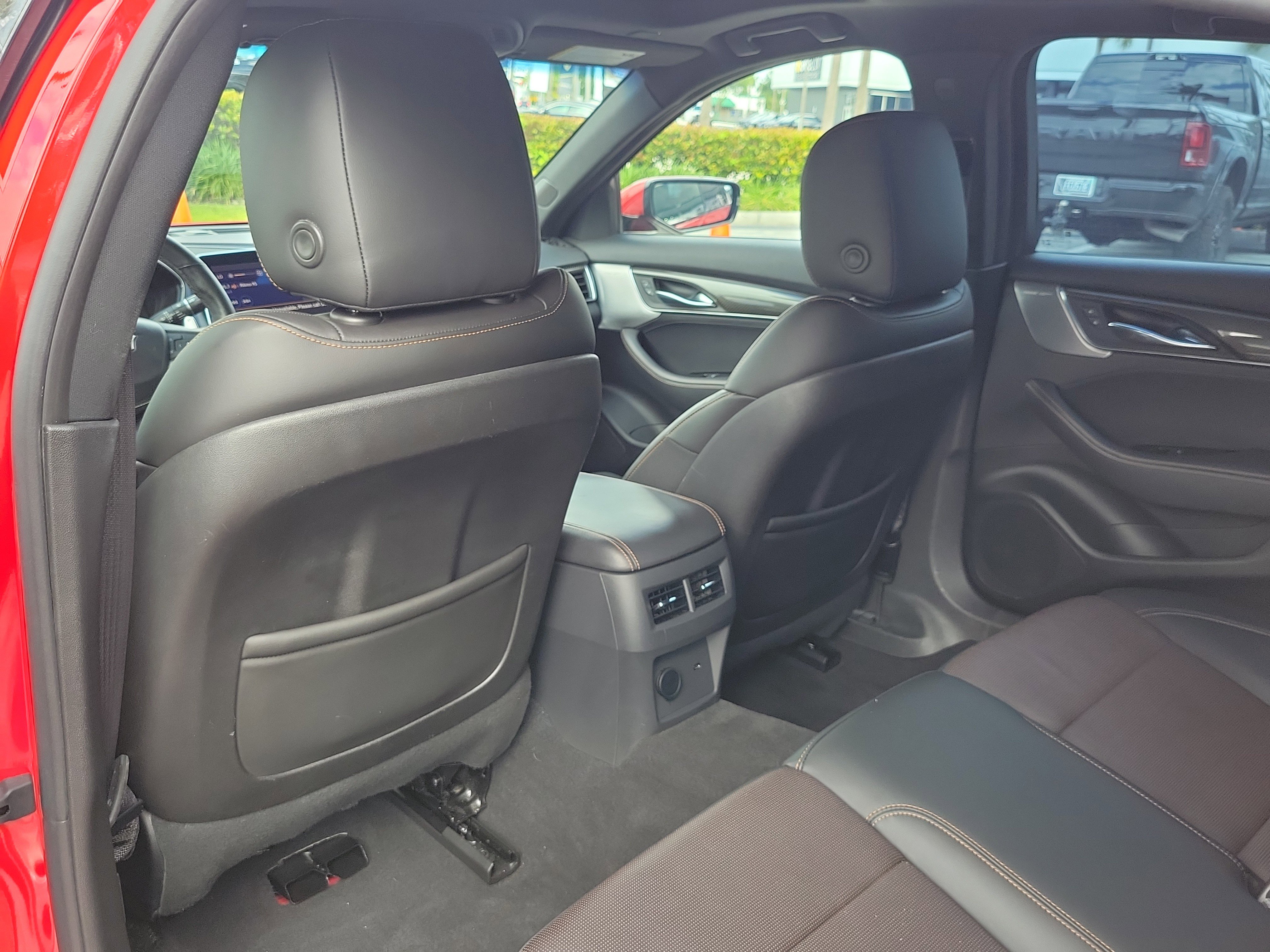 Used 2021 Cadillac CT5 V w/ Premium Package image 11