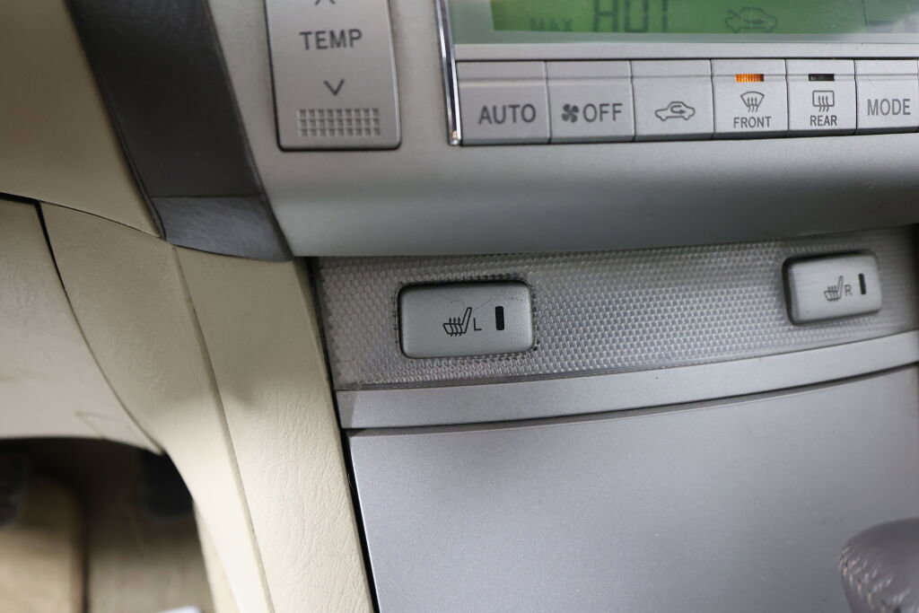 Used 2006 Toyota Solara SE image 29