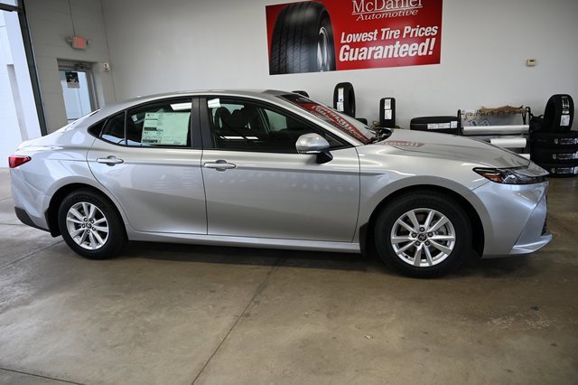 New 2026 Toyota Camry LE image 4