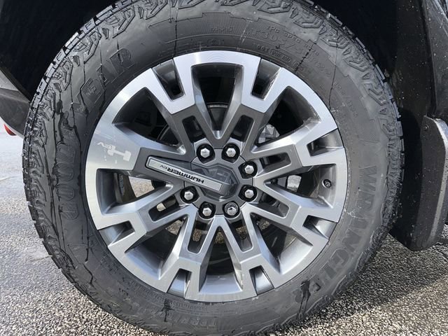 New 2026 GMC Hummer EV SUV w/ LPO, Illumination Package image 20