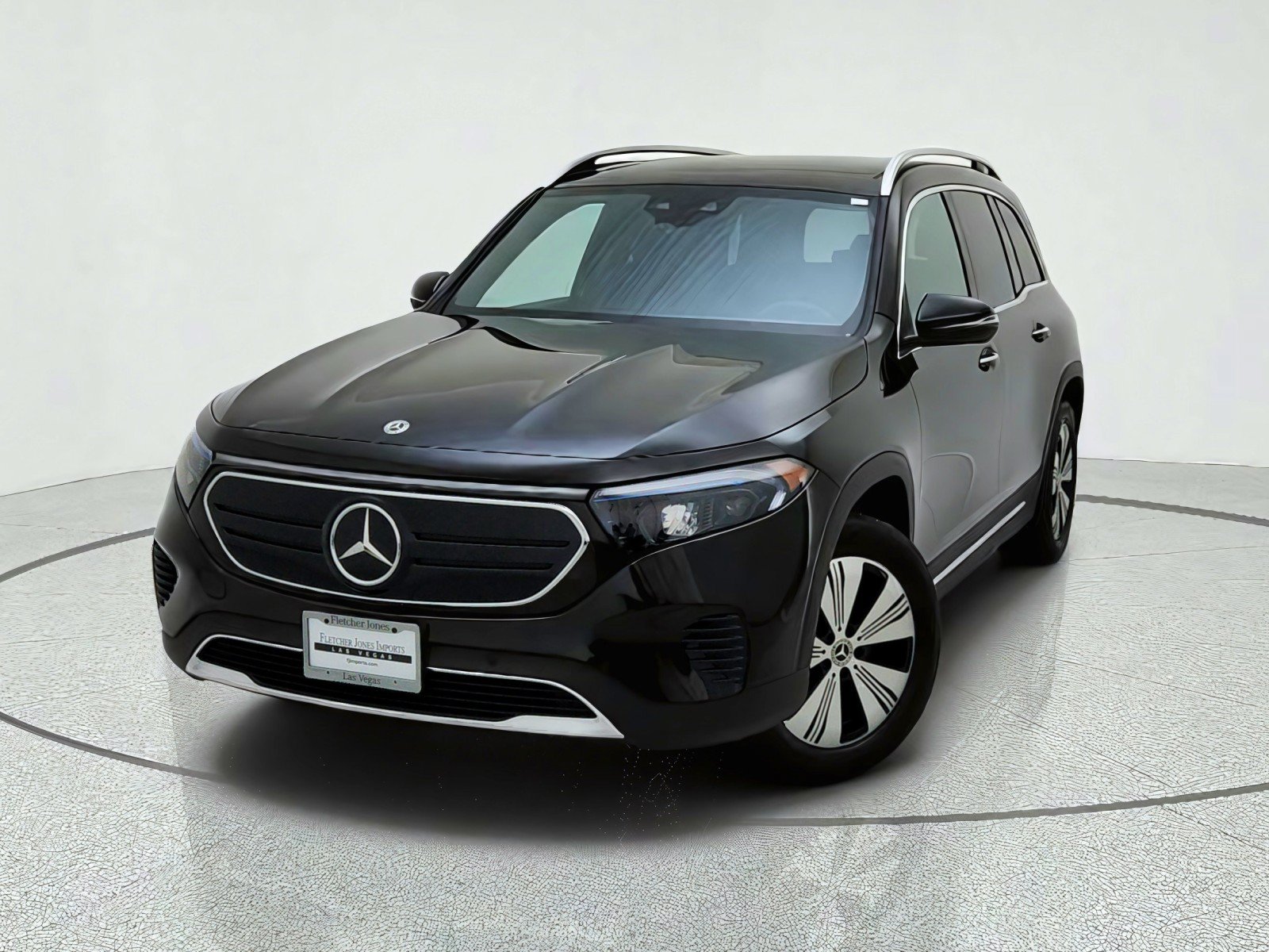 Used 2023 Mercedes-Benz EQB 250+ image 2