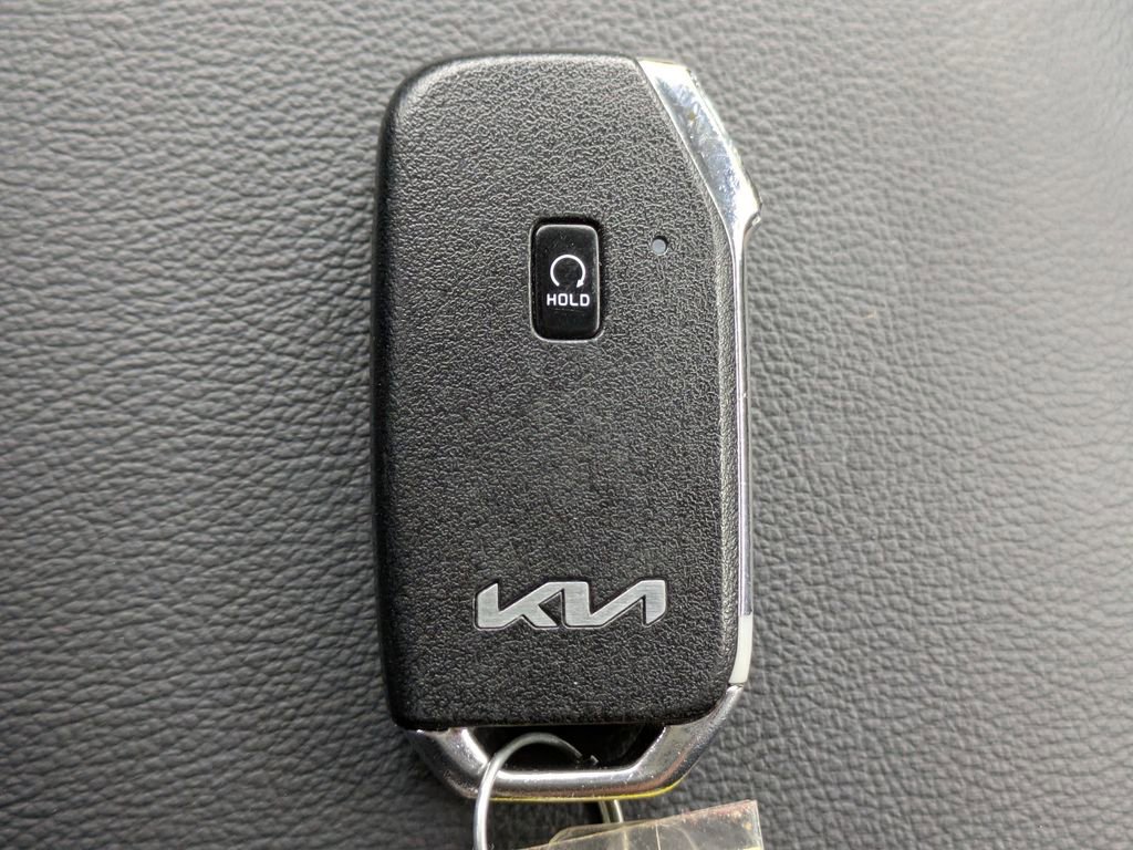 Used 2023 Kia Soul GT-Line image 29