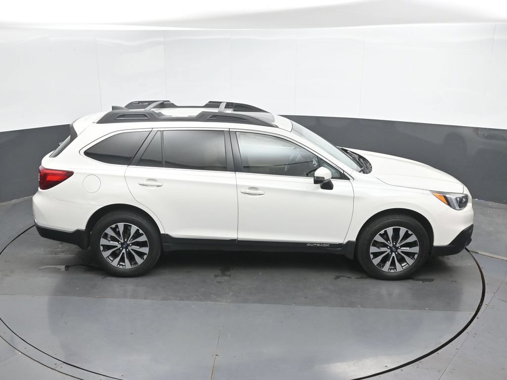 Used 2017 Subaru Outback 2.5i Limited AWD/4WD image 31