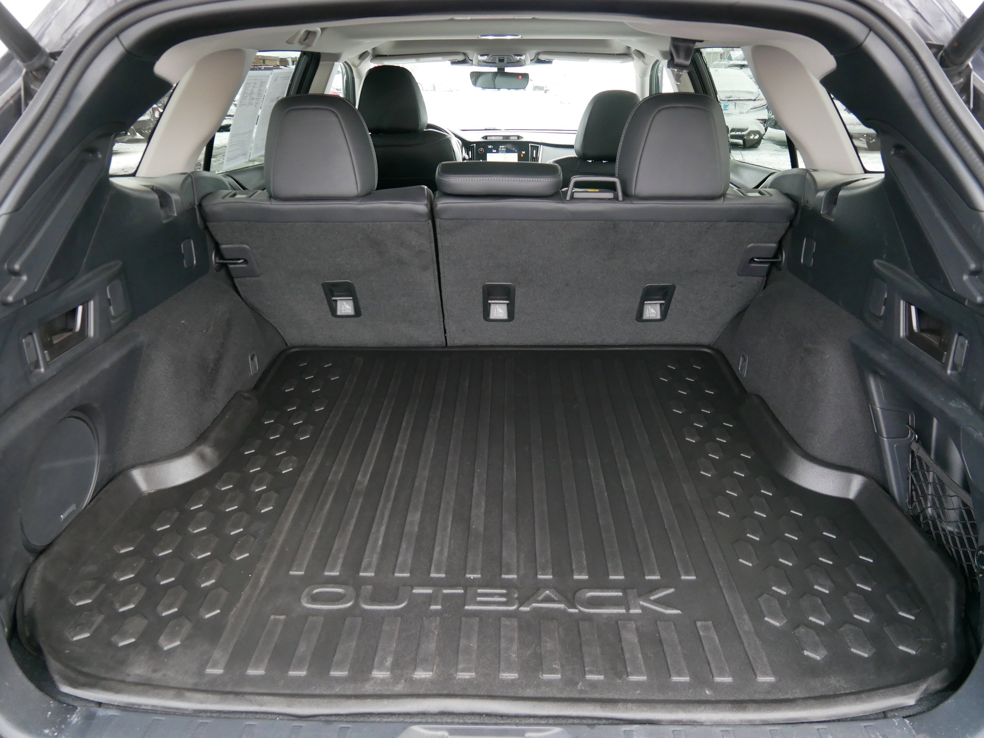 Used 2023 Subaru Outback Limited image 17