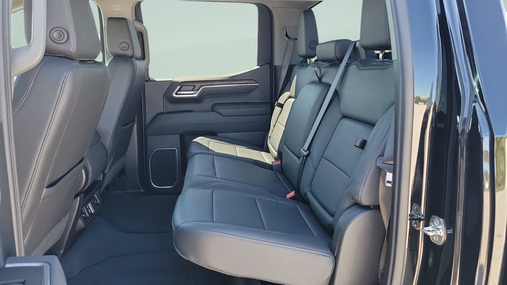 Used 2026 GMC Sierra 1500 SLT image 21