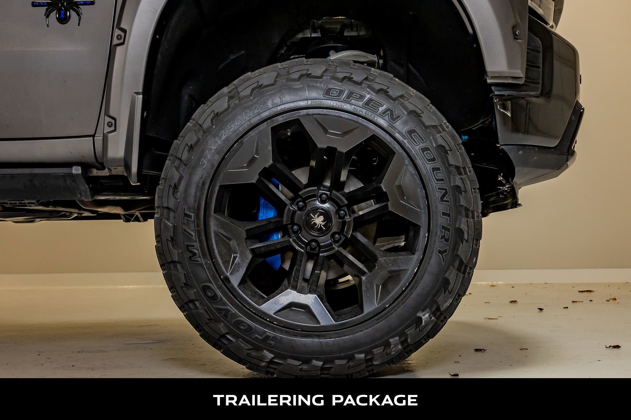 Used 2020 Chevrolet Silverado 1500 LTZ w/ LTZ Premium Package AWD/4WD image 11
