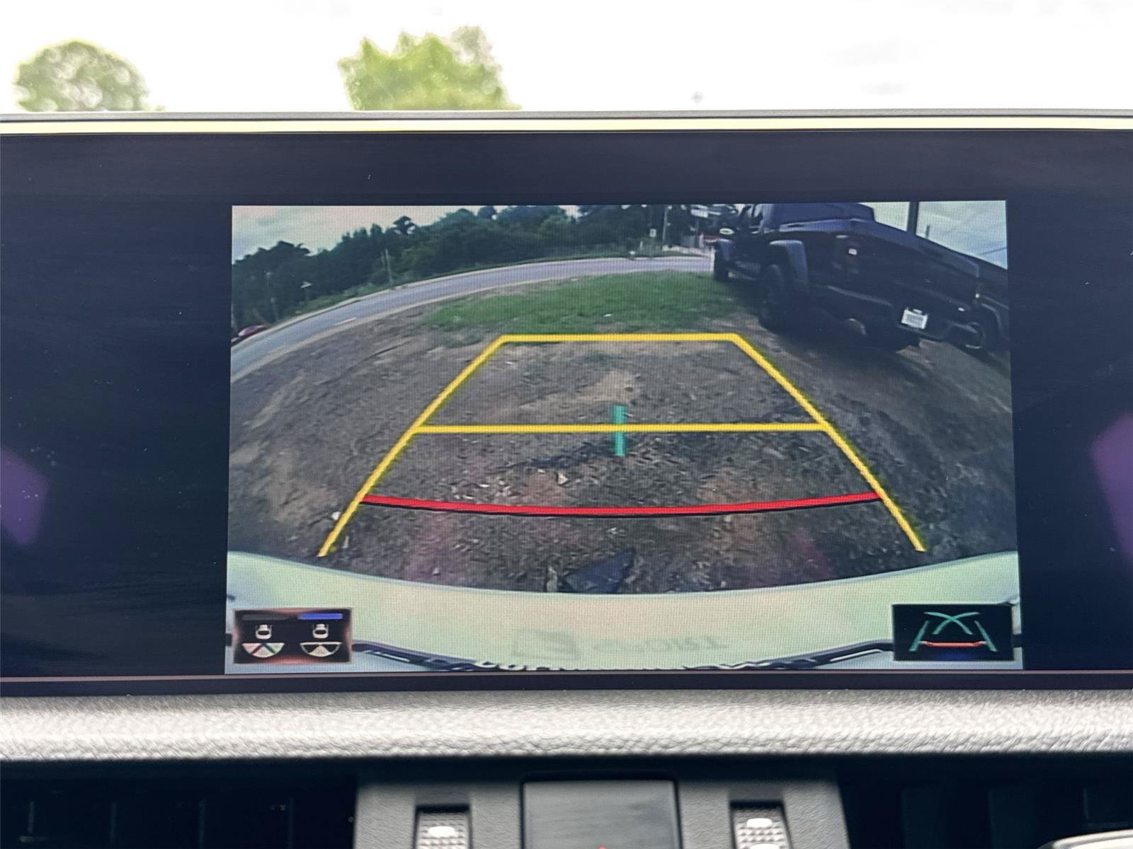 Used 2019 Lexus ES 350 F Sport w/ Accessory Package 2 FWD image 17