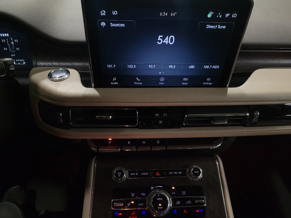 Used 2021 Lincoln Aviator Reserve w/ Equipment Group 201A image 25