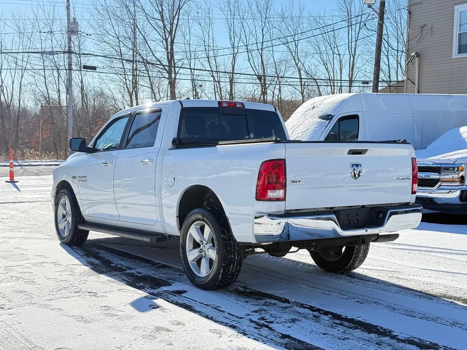 Used 2016 RAM 1500 Classic SLT AWD/4WD image 5