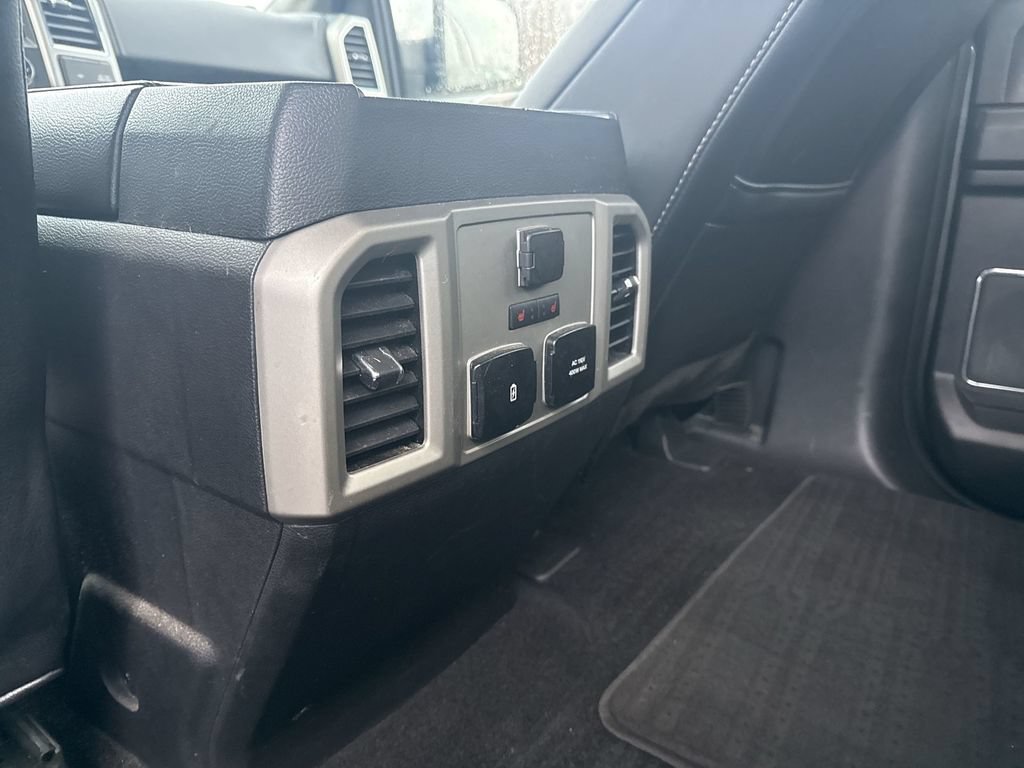 Used 2019 Ford F150 Lariat w/ Equipment Group 502A Luxury AWD/4WD image 26