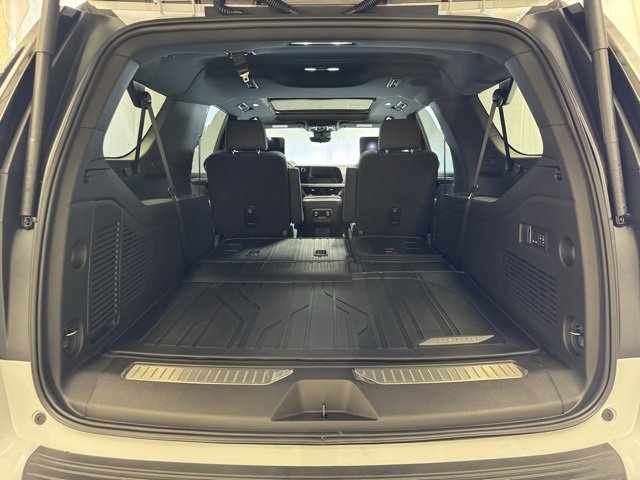 New 2026 Chevrolet Suburban Premier image 26