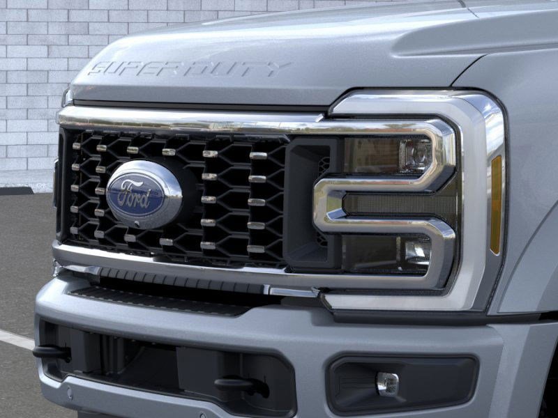New 2026 Ford F450 Platinum w/ FX4 Off-Road Package image 16