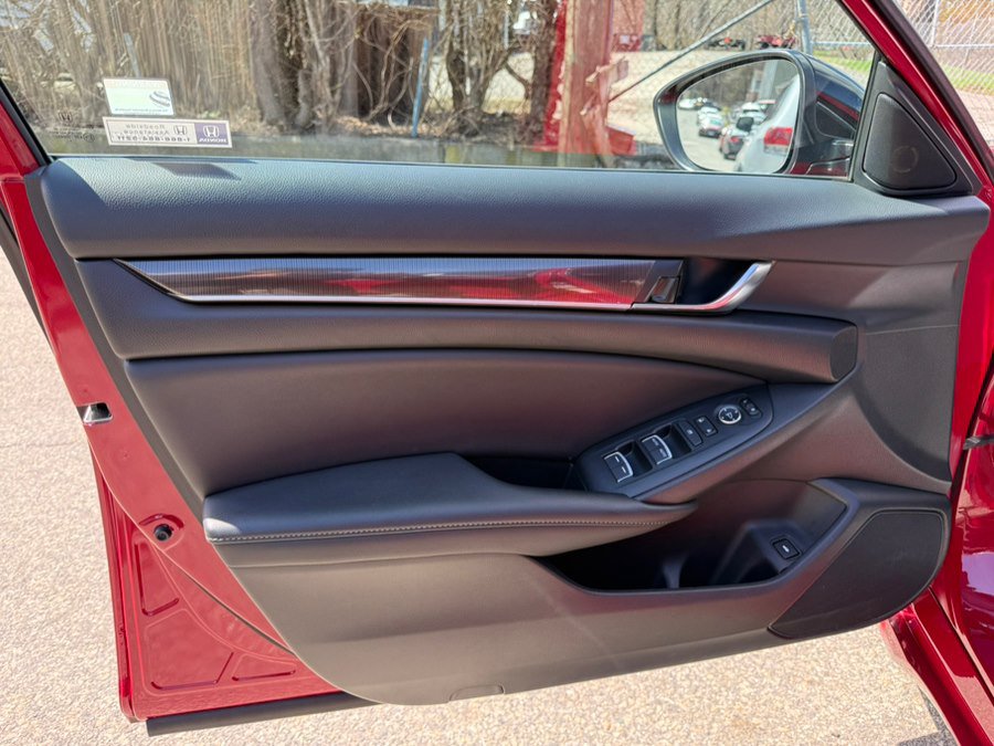 Used 2021 Honda Accord Sport image 15