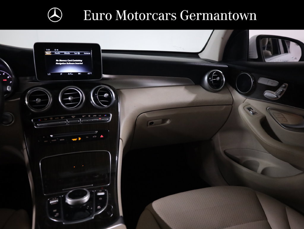 Used 2019 Mercedes-Benz GLC 350e 4MATIC image 45