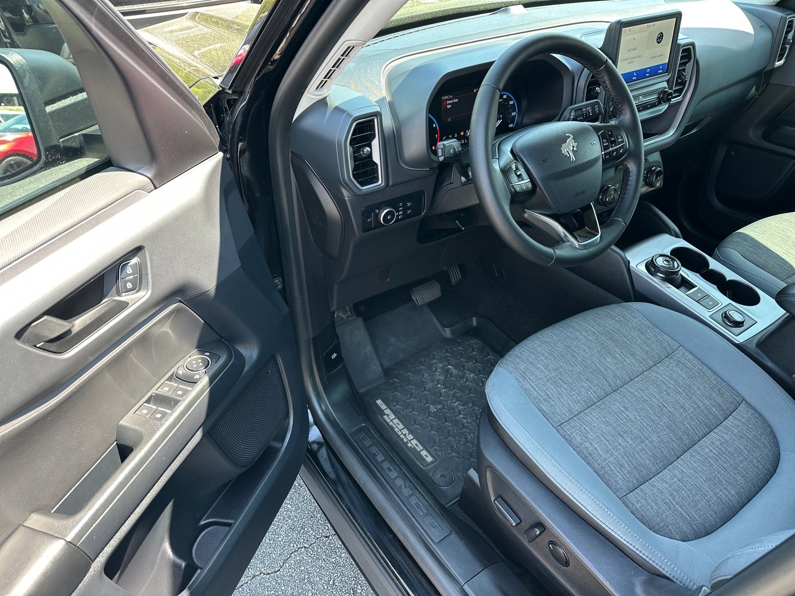 Used 2024 Ford Bronco Sport Big Bend w/ Convenience Package image 6