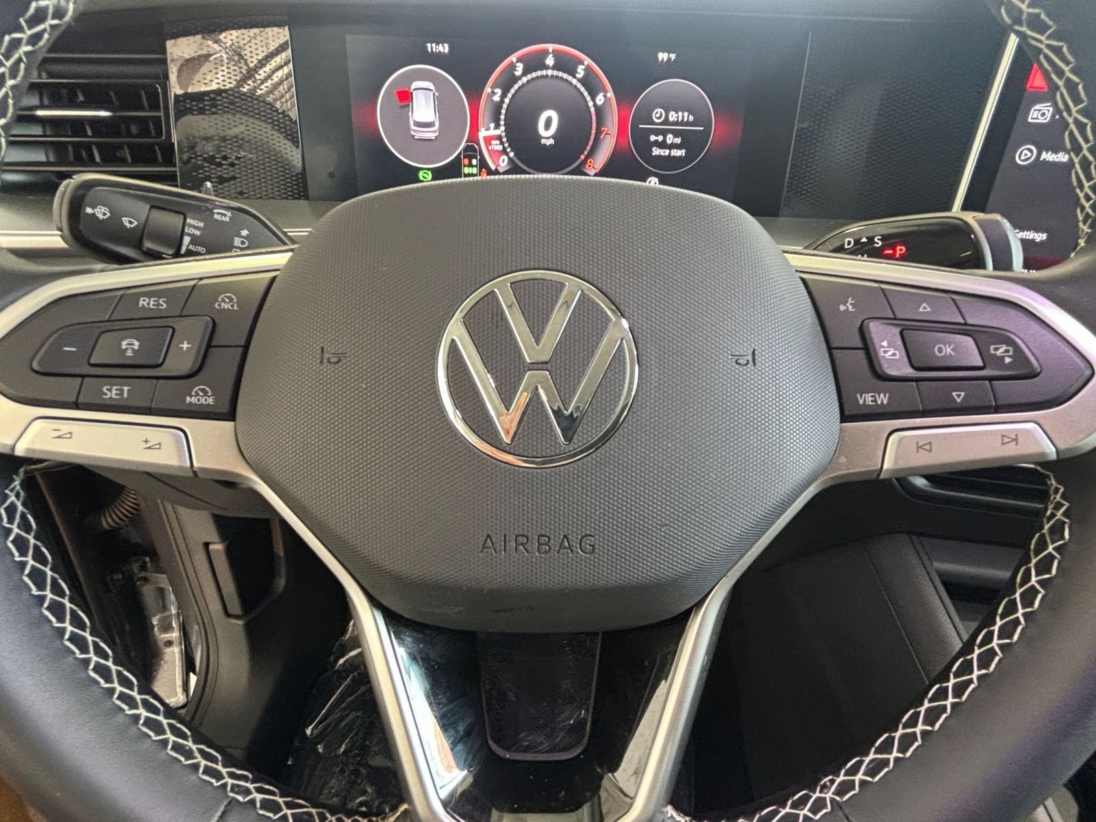 Used 2026 Volkswagen Tiguan SE FWD image 29