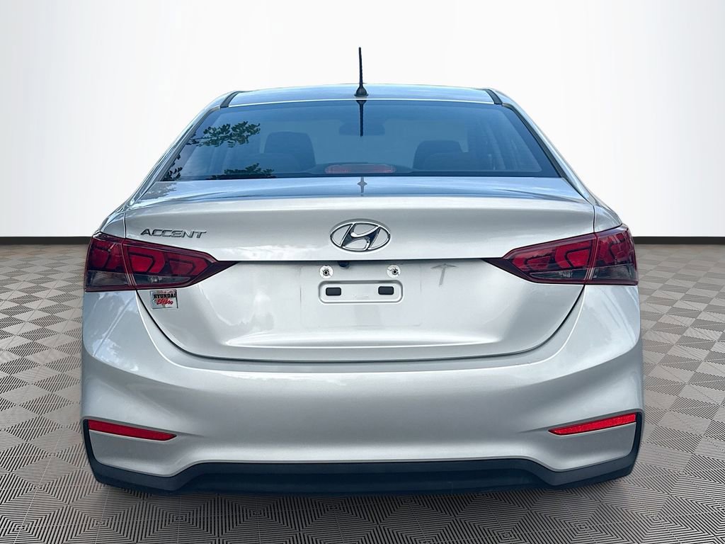 Used 2022 Hyundai Accent SE image 7