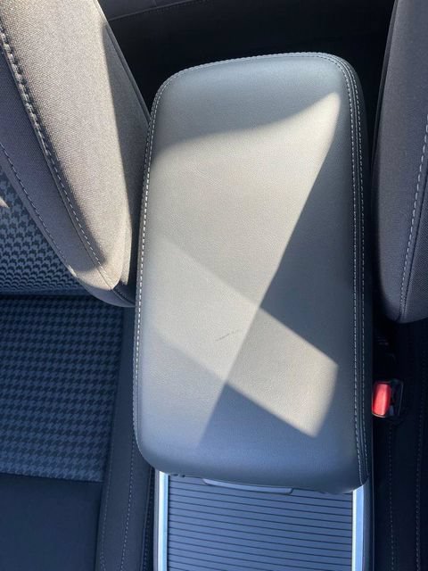 Used 2023 Dodge Charger SXT AWD/4WD image 33