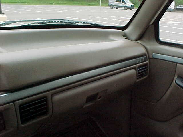 Used 1994 Ford F150 XL RWD image 19