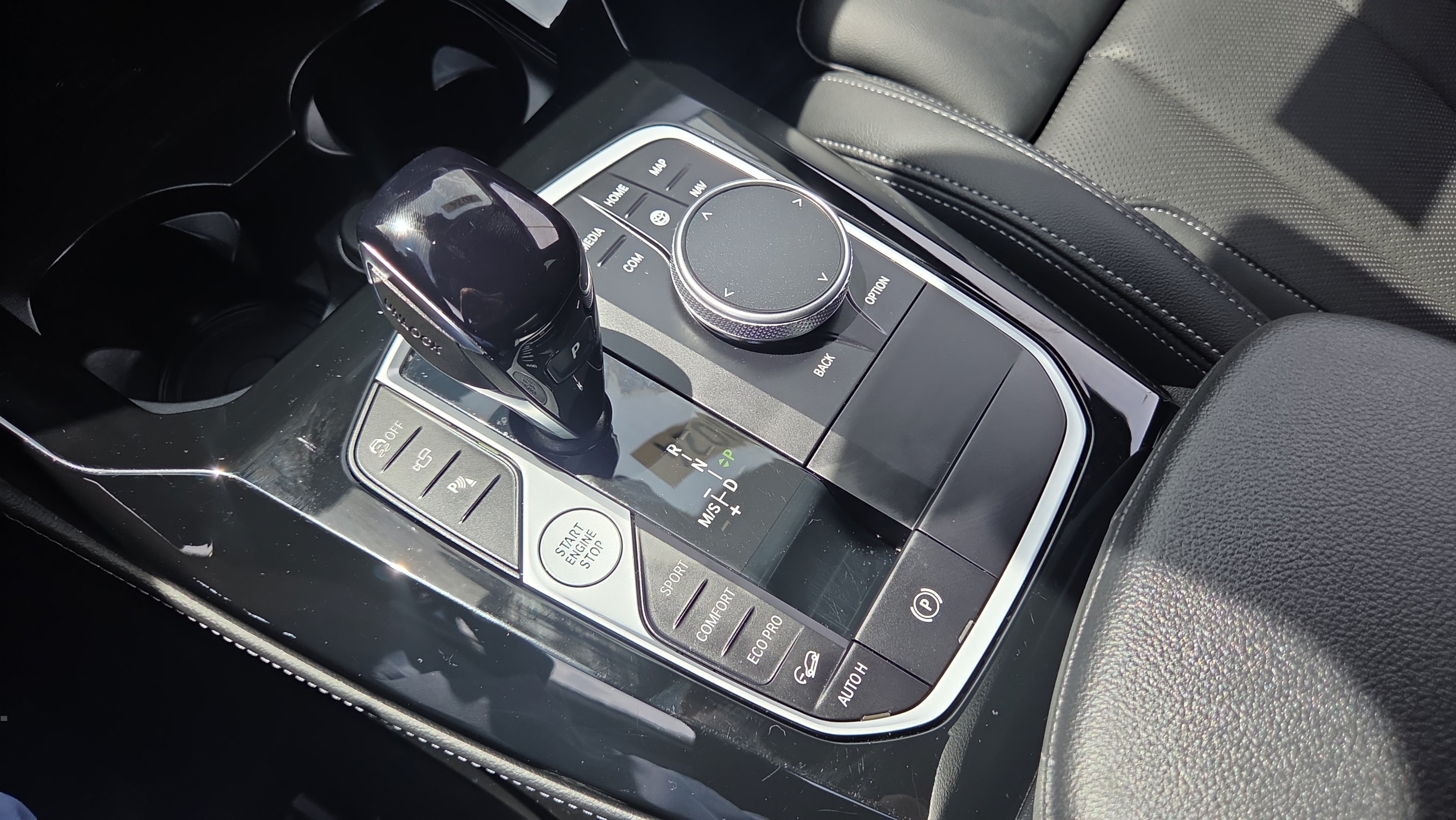 Used 2024 BMW X4 M40i w/ Premium Package AWD/4WD image 34