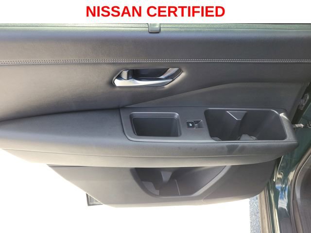 Certified 2022 Nissan Pathfinder Platinum w/ Cargo Package AWD/4WD image 12