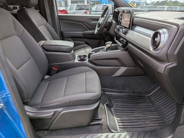 Used 2023 Chevrolet Colorado LT w/ LT Convenience Package II image 37