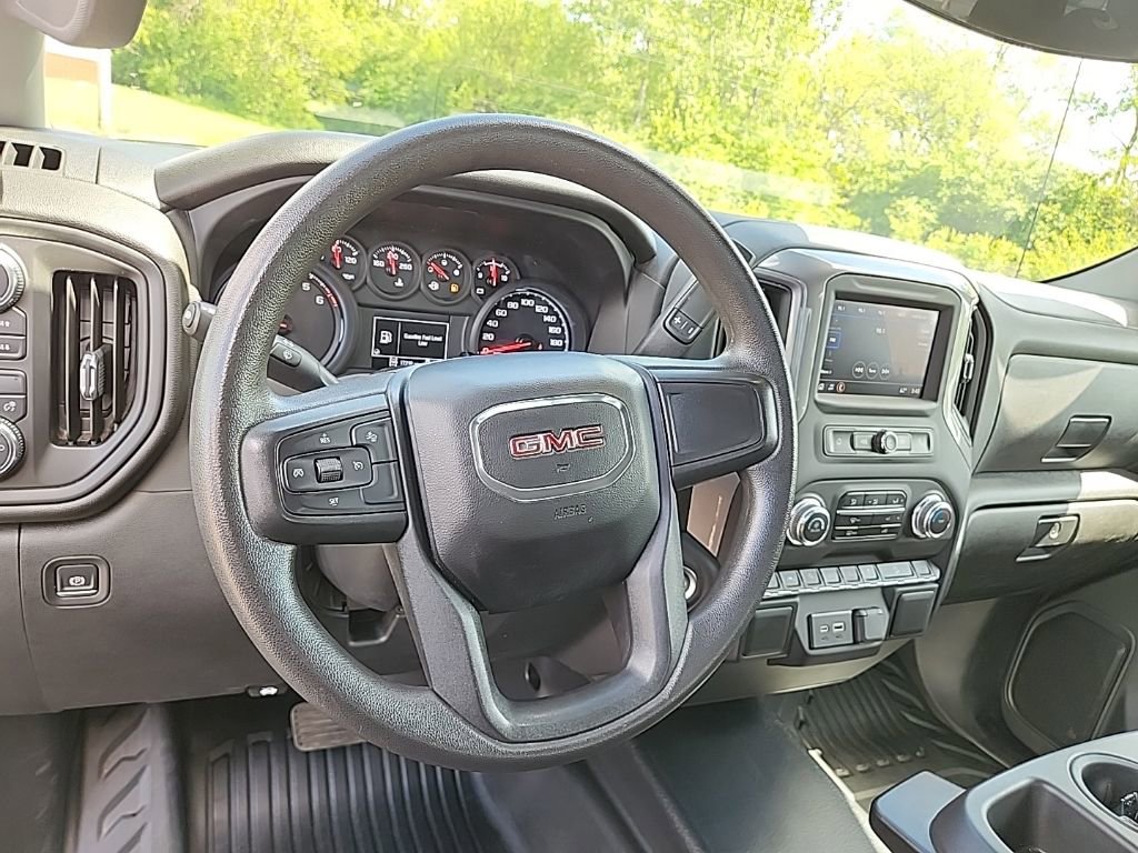 Used 2022 GMC Sierra 1500 Pro w/ Pro Value Package AWD/4WD image 11