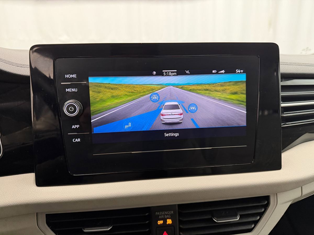 Used 2025 Volkswagen Jetta S image 17