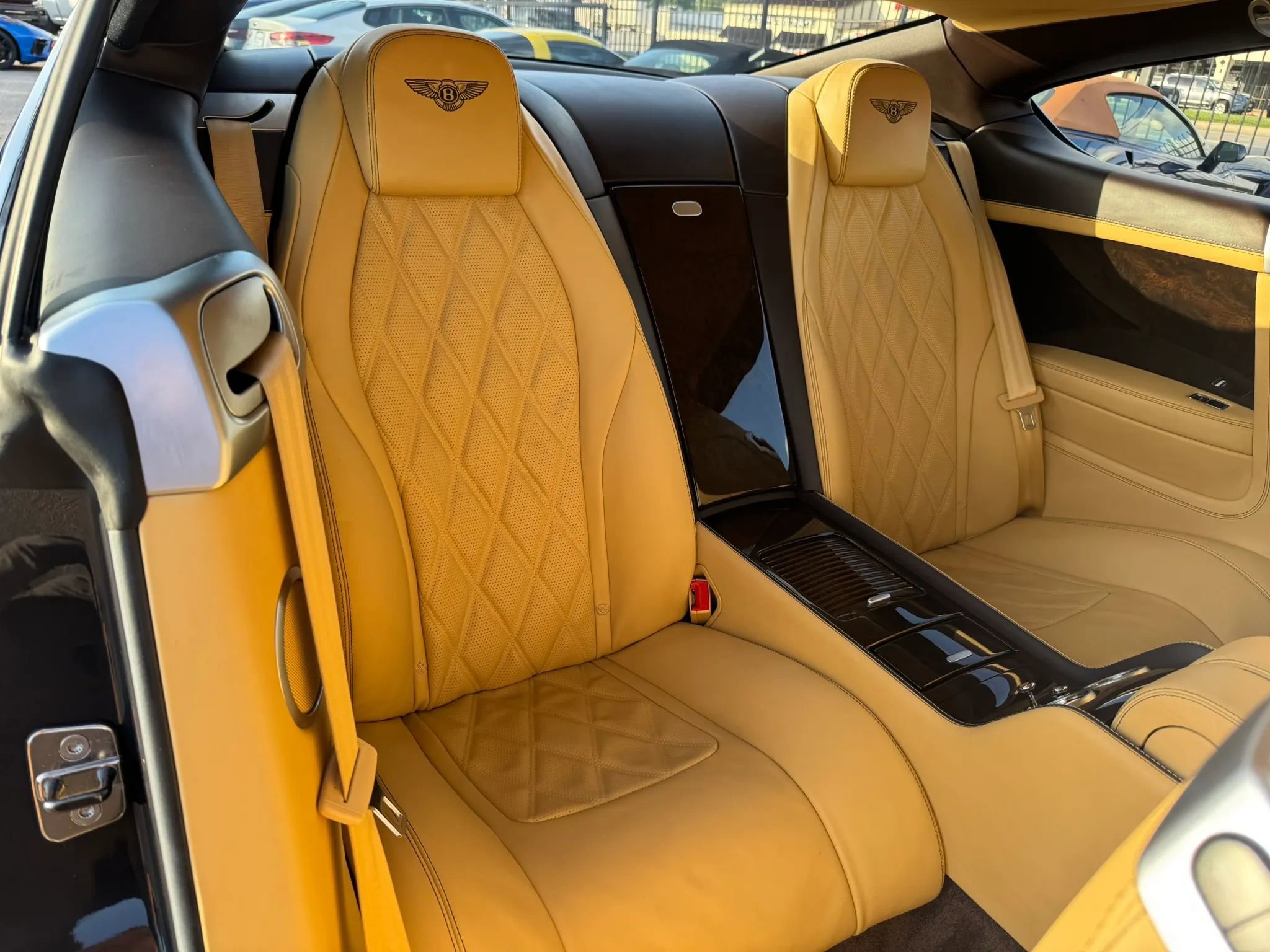 Used 2015 Bentley Continental GT AWD/4WD image 24