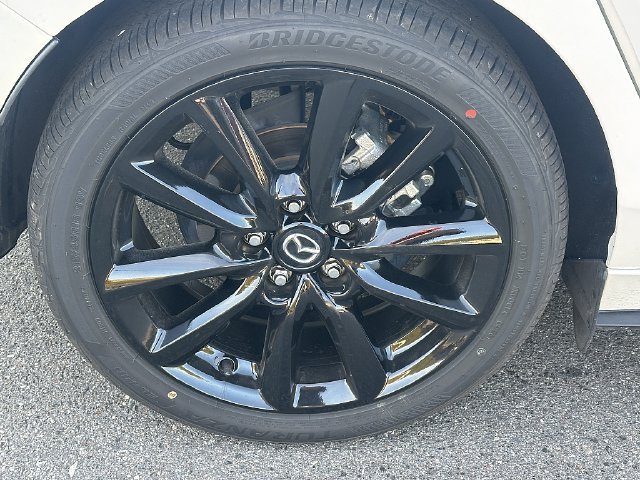 Certified 2024 MAZDA MAZDA3 Hatchback w/Premium Plus Pkg AWD/4WD image 10